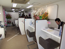ドコモショップ町屋店 店内
