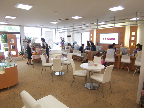 ドコモショップ岩国中央店 店内