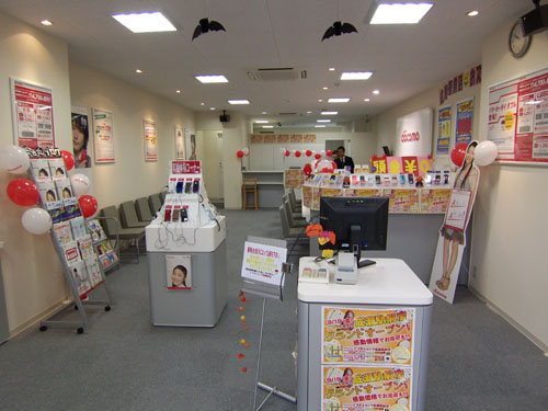 ドコモショップ成瀬駅前店 店内