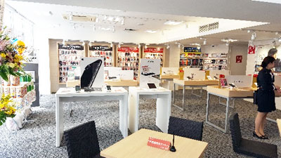 ドコモショップあさひまち店 待ち合いスペース