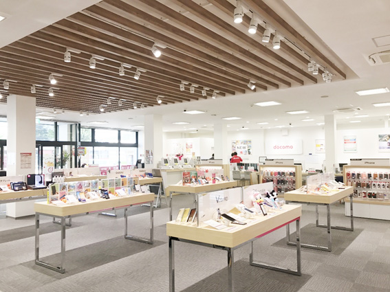 ドコモショップ新八柱店 内観
