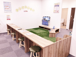 ドコモショップ新八柱店 キッズコーナー