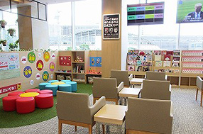 ドコモショップ武蔵小金井店キッズコーナー